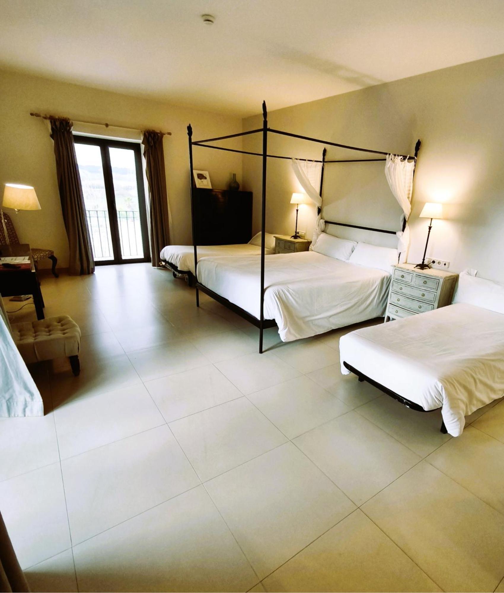 Hotel Villa Marcilla Dış mekan fotoğraf